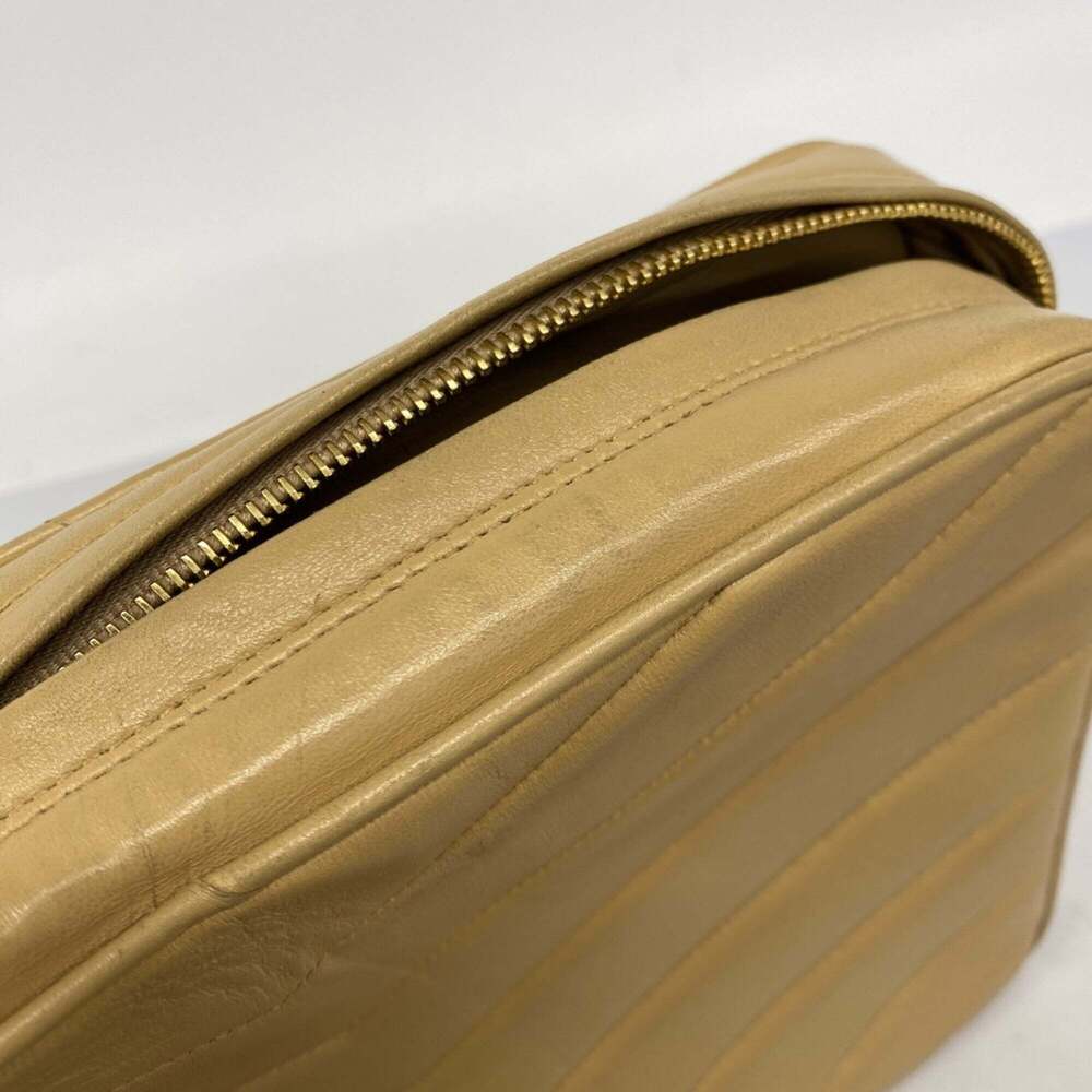 CHANEL Cream Lambskin Leather Shoulder Bag - Picture 9 of 12